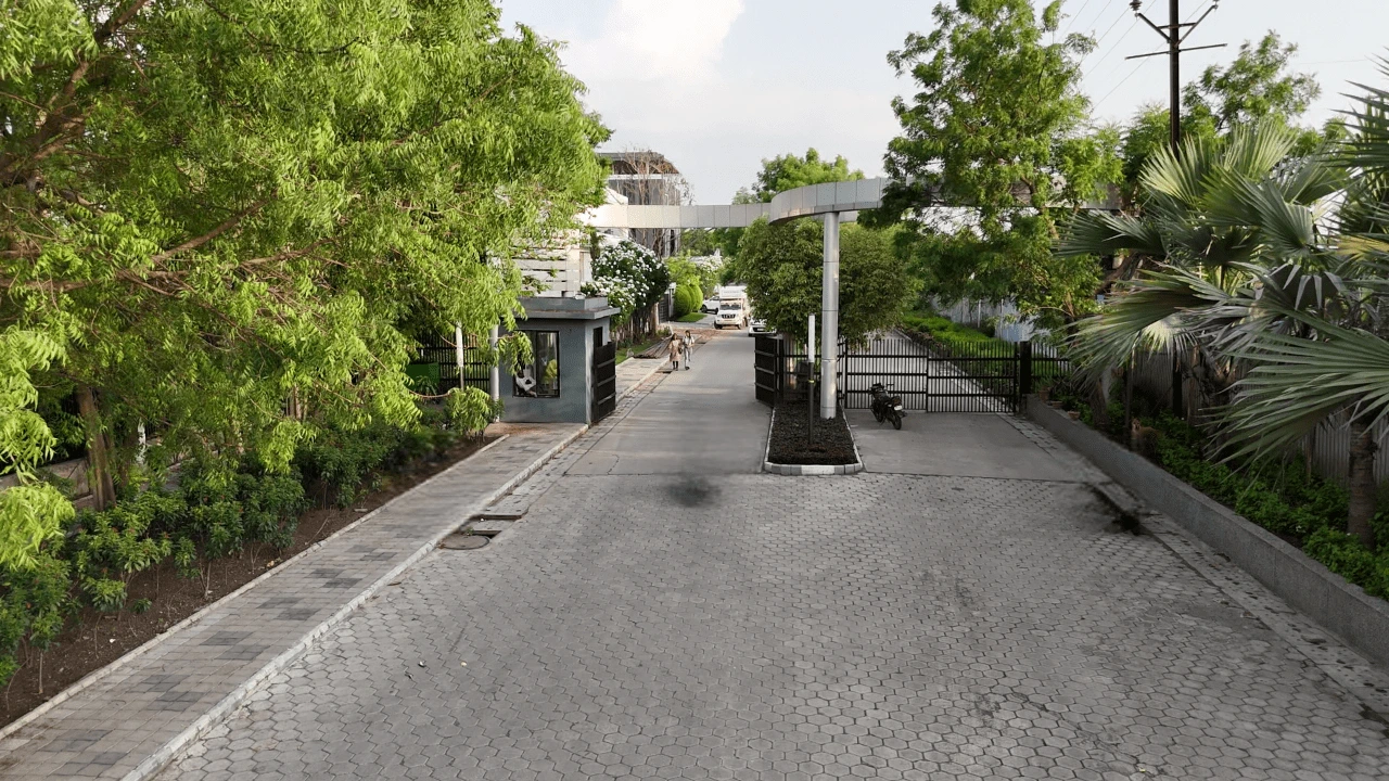 9-Photoroom-min